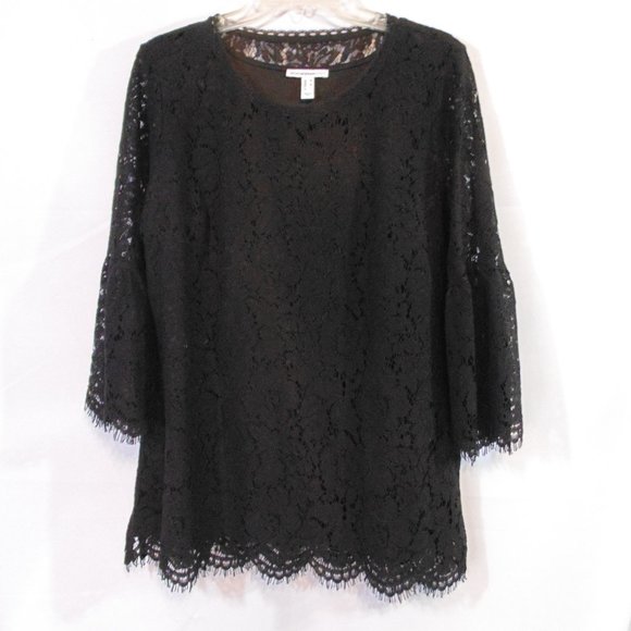 Isaac Mizrahi Tops - Isaac Mizrahi Live Lace top with fringe hems Medium